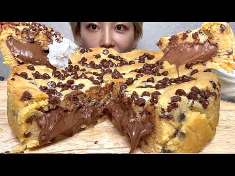 YAN ASMR 【ひたすら食べるおんな】
